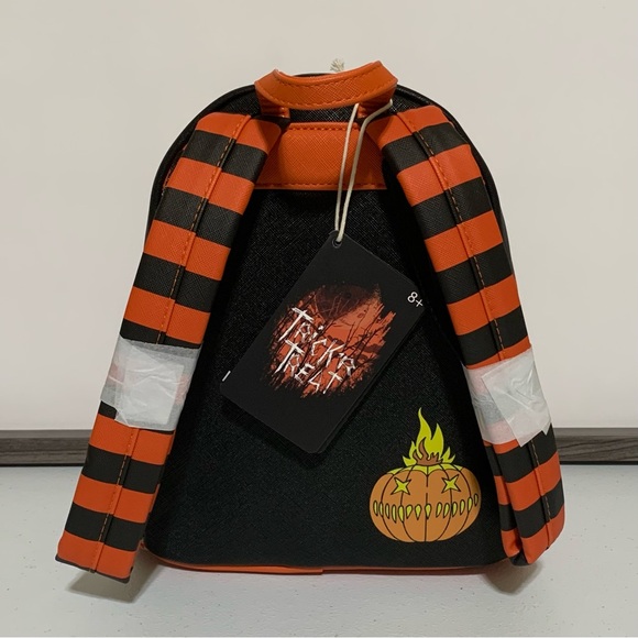 Loungefly Trick 'r Treat Sam Pumpkin Mini Backpack & Zip-Around Wallet - Picture 5 of 13
